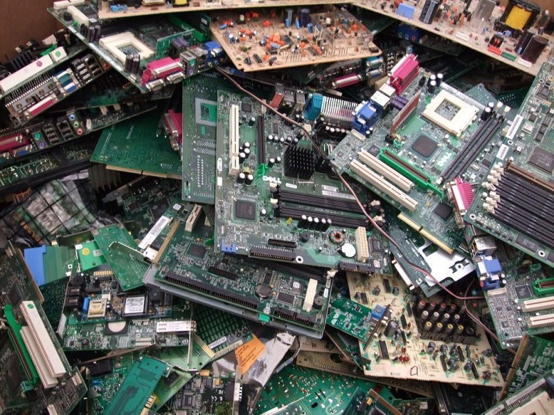Hadımköy Elektronik Hurdası Alanlar-0 532 708 55 79-Hür Metal Geri Dönüşüm